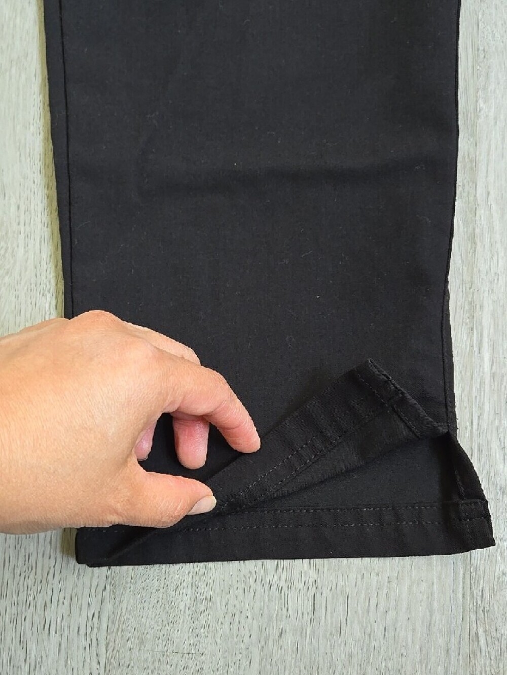 Figs Technical Collection -  Unisex Black cargo scrub pants, size S - Picture 11 of 17